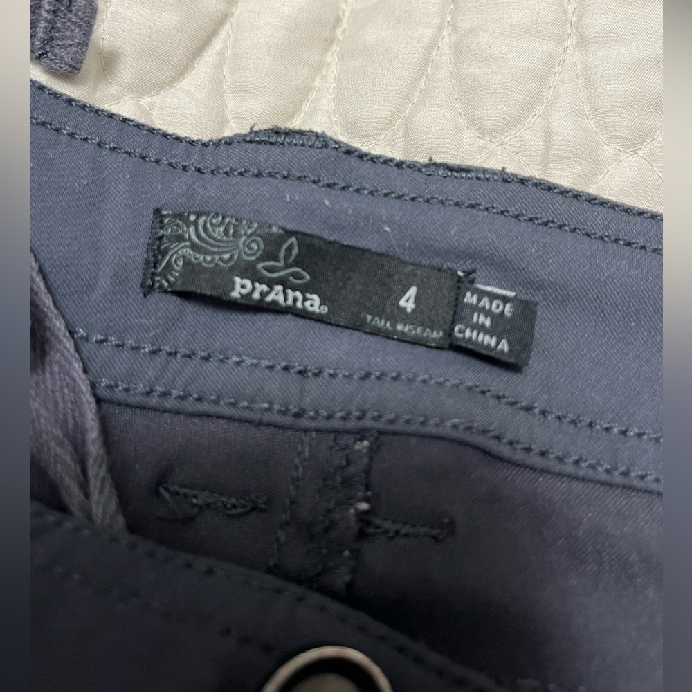 Prana Pants Women’s 4 tall Grey Halle Bootcut Roll Up Hiking Outdoor Utility